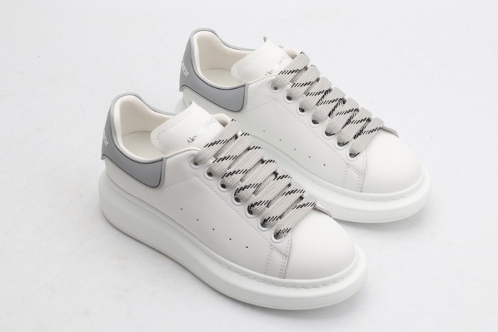 ALEX MCQU SNEAKER
