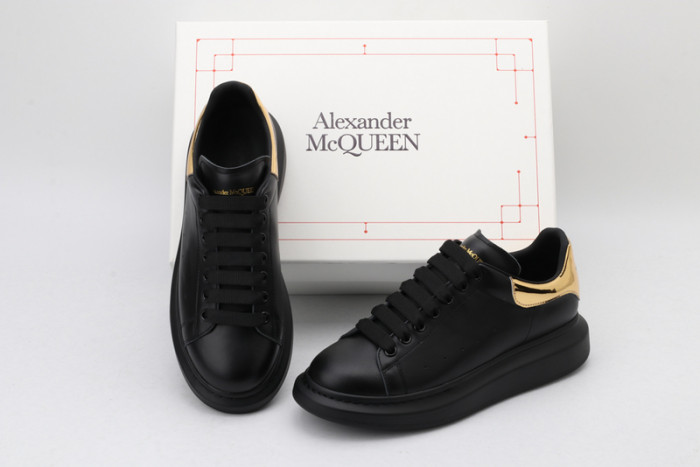 ALEX MCQU SNEAKER