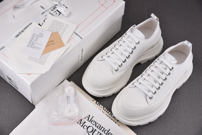 ALEX MCQU SNEAKER