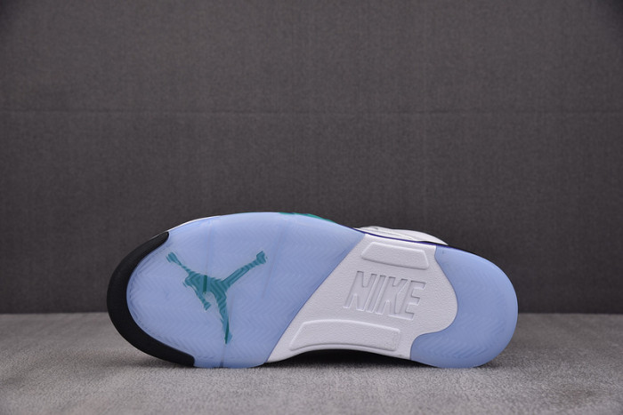 Air Jordan 5 OG “Grape” HQ7978-100