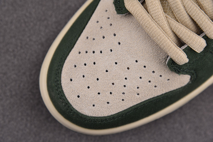 NIKE Dunk SB Low Pro "Eire" 304292-185