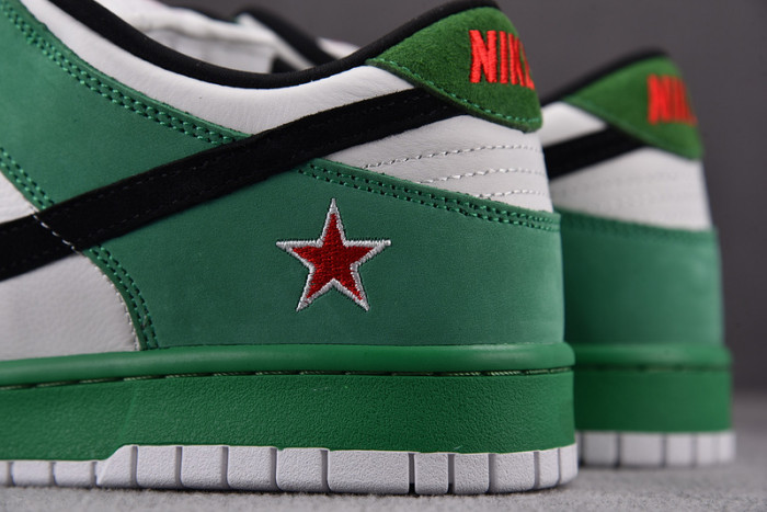 Nike SB Dunk Low Heineken 304292-302