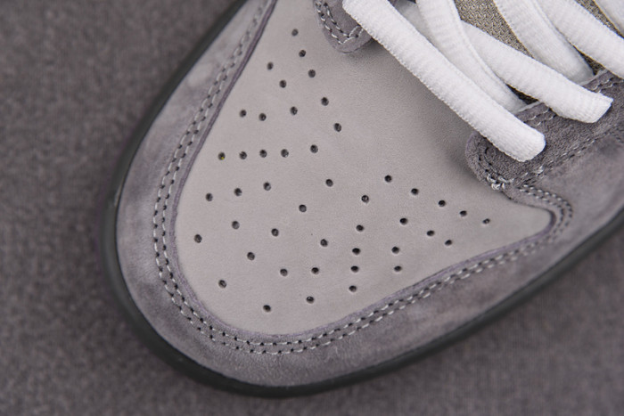 NIKE DUNK SB LOW PURPLE PIGEON 304292-051