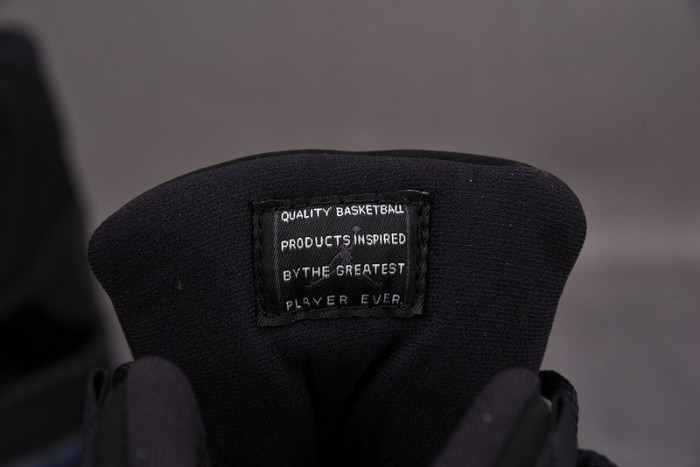 AIR JORDAN 11 RETRO CAP AND GOWN 378037-005