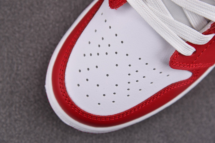 Air Jordan 1 Low “Gym Red” 553560-611