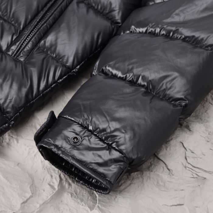 M0*C1ER DOWN JACKET