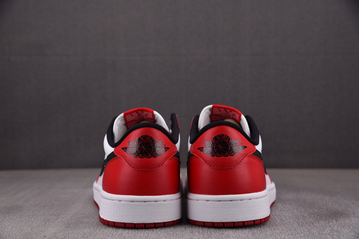 Air Jordan 1 Retro Low Chicago (2016) 705329-600