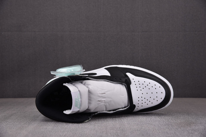 AIR JORDAN 1 RETRO HIGH OG NRG "IGLOO" 861428-100