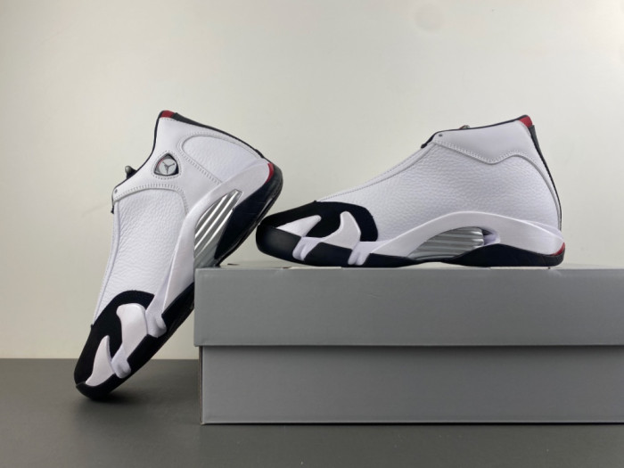 Air Jordan 14 Retro Black Toe (2024)  487471-160
