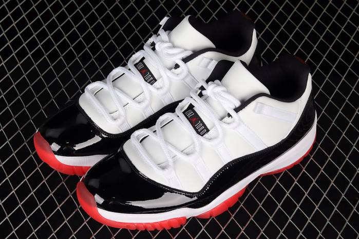 AIR JORDAN 11 LOW CONCORD BRED AV2187-160
