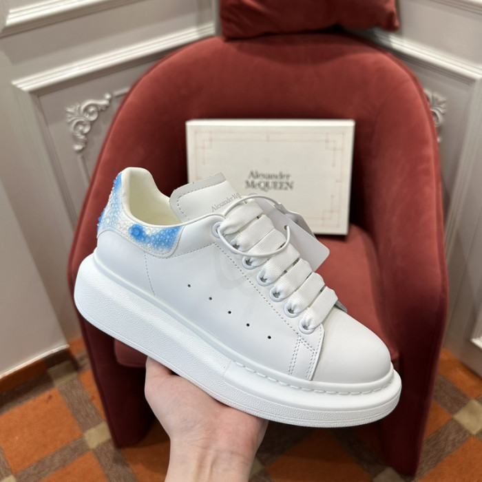 ALEX MCQU SNEAKER