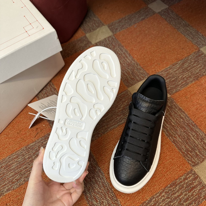 ALEX MCQU SNEAKER