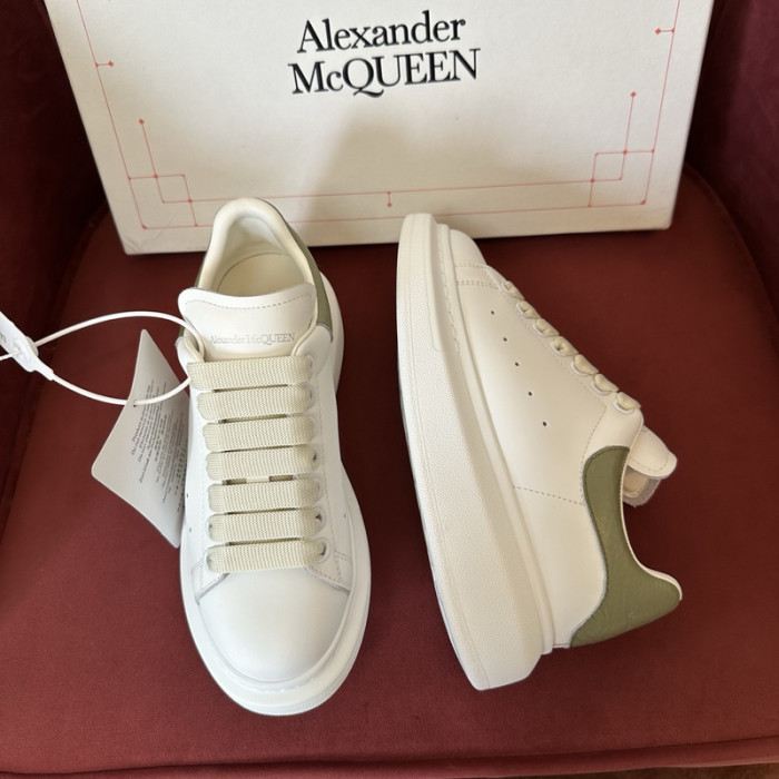 ALEX MCQU SNEAKER