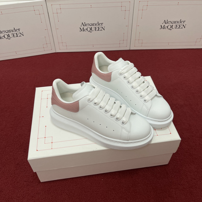ALEX MCQU SNEAKER