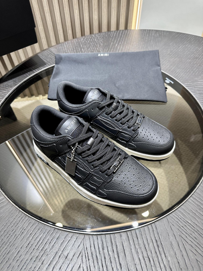 AM1R1 SNEAKER