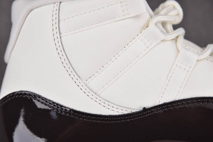 Air Jordan 11 WMNS “Neapolitan” AR0715-101