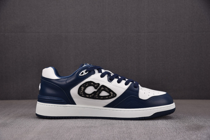 D10R B57 LOW SNEAKER