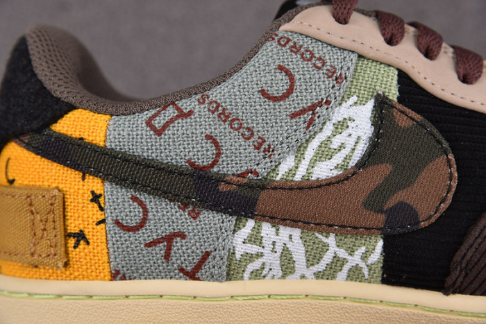 AIR FORCE 1 LOW TRAVIS SCOTT CACTUS JACK - CN2405-900