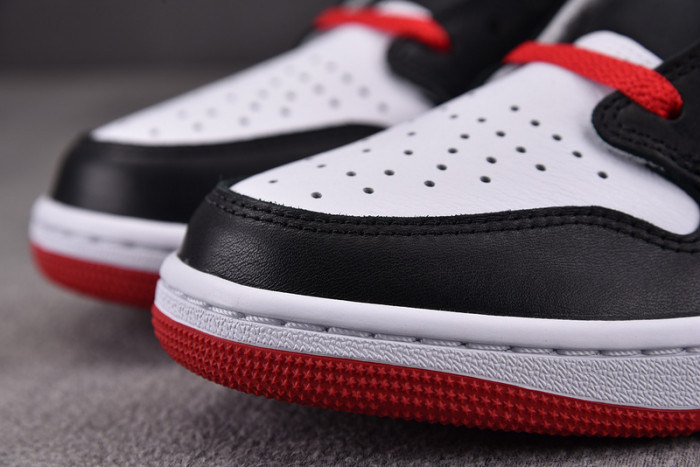 Air Jordan 1 Low OG “Black Toe”  CZ0790-106