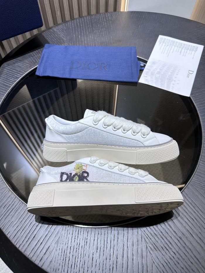 D10R SNEAKER