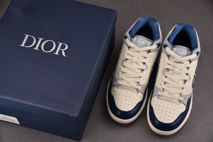 D10R B57 MID SNEAKER