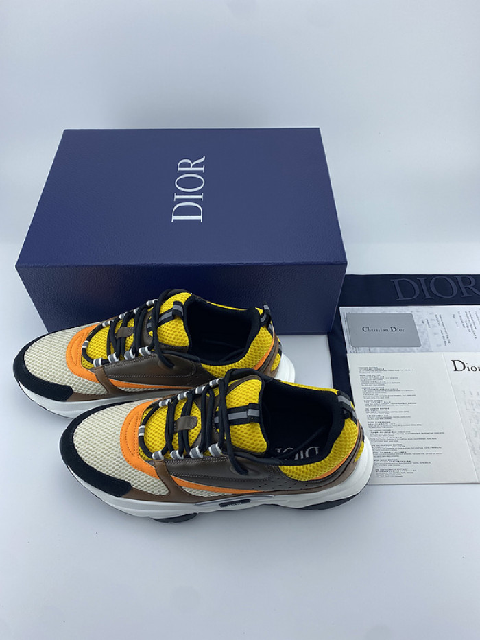 D10R SNEAKER