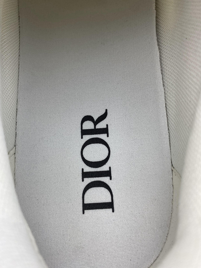 D10R SNEAKER