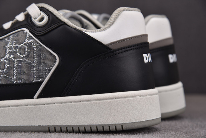 D10R B27 LOW SNEAKER