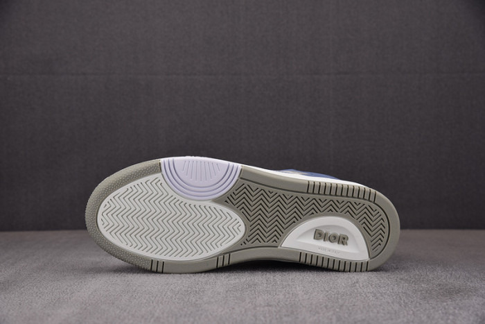 D10R B27 LOW SNEAKER