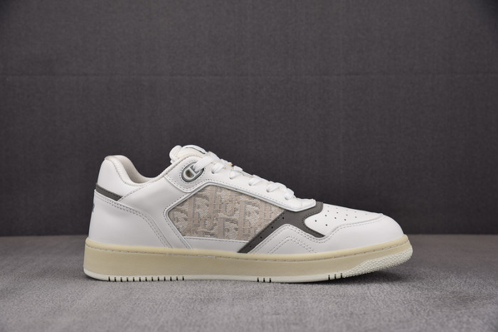D10R B27 LOW SNEAKER