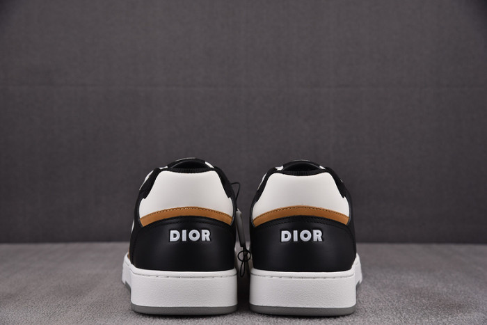 D10R B27 LOW SNEAKER