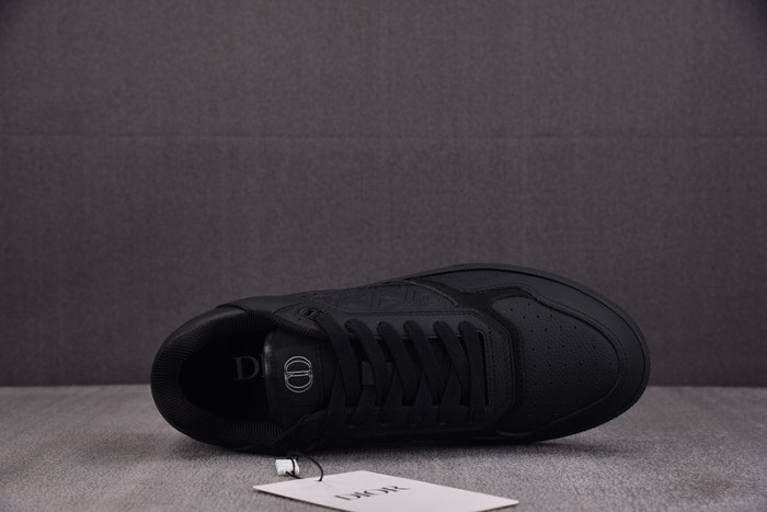 D10R B27 LOW SNEAKER