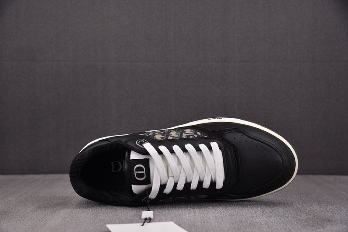 D10R B27 LOW SNEAKER