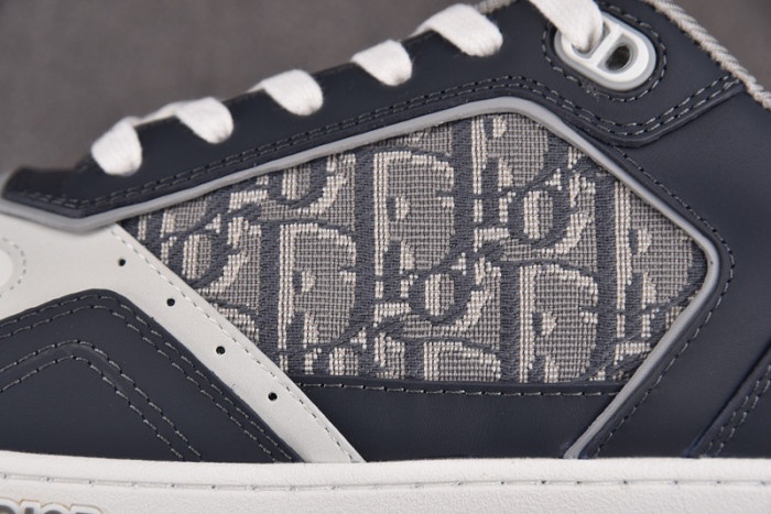 D10R B27 LOW SNEAKER