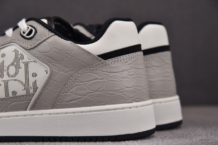 D10R B27 LOW SNEAKER