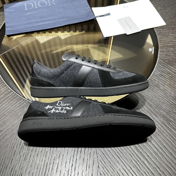 D10R SNEAKER