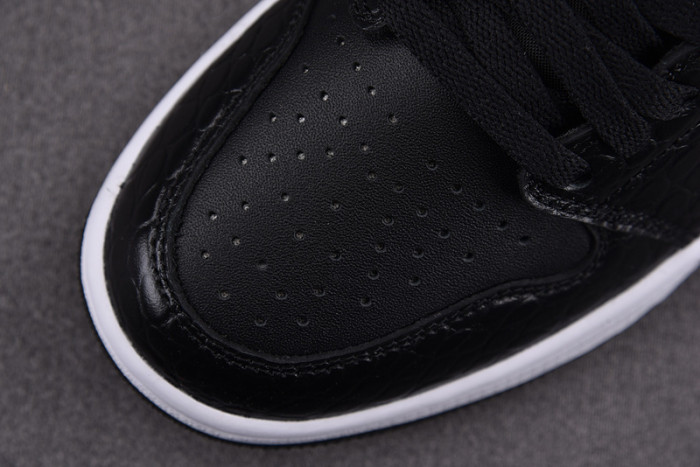 Air Jordan 1 Low OG Golf “Black Croc” DD9315-003