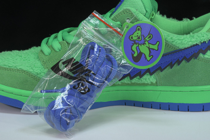 NIKE SB DUNK LOW GRATEFUL DEAD BEARS GREEN - CJ5378-300