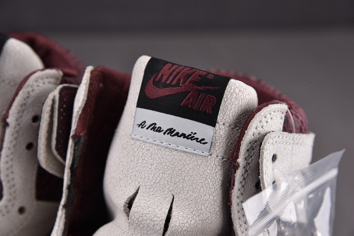 A MA MANIERE X AIR JORDAN 1 DO7097-100