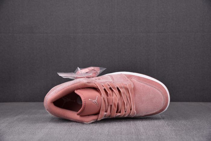 Air Jordan 1 Low“Pink Velvet” DQ8396-600
