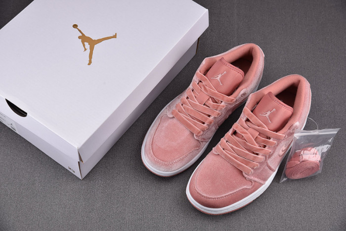 Air Jordan 1 Low“Pink Velvet” DQ8396-600