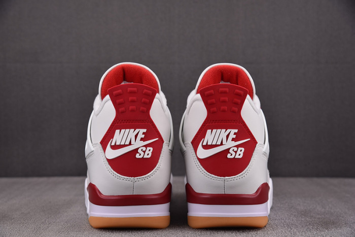 Air Jordan 4 Retro SB Varsity Red  DR5415-106