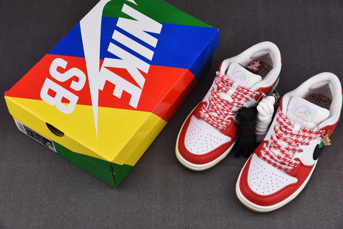 FRAME SKATE X NIKE SB DUNK LOW "HABIBI" CT2550-600