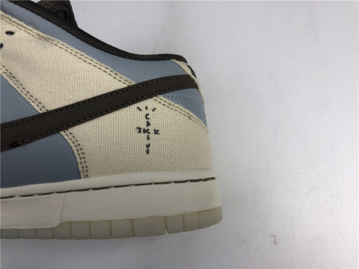 TRAVIS SCOTT X PLAYSTATION X NK SB DUNK LOW  CU1726-800
