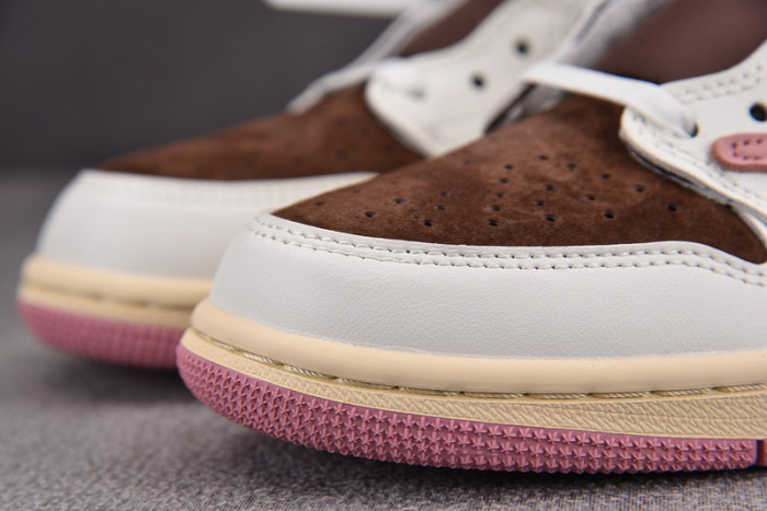 Travis Scott x Air Jordan 1 Low OG “Dark Pony/Pink Oxford”  DZ4137-206