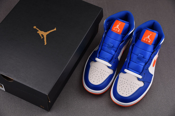 Air Jordan 1 Mid “Knicks” FD1029-400