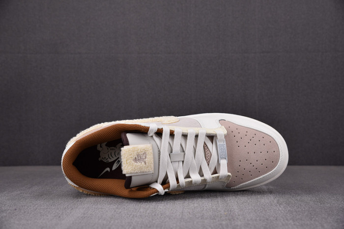 Nike Dunk Low“Year of the Rabbit” FD4203-211