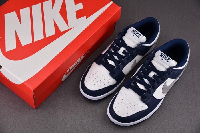 Nike Dunk Low “Midnight Navy” FD9749-400