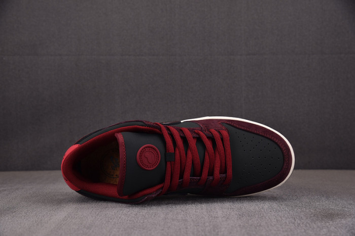 Riot Skateshop x Nike SB Dunk Low FZ1289-200