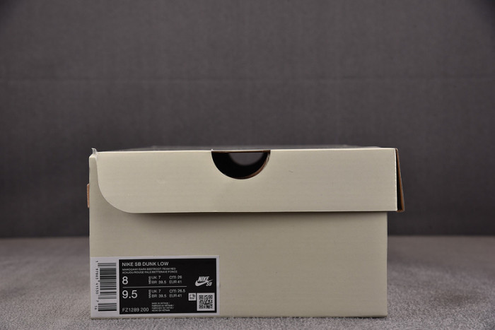 Riot Skateshop x Nike SB Dunk Low FZ1289-200